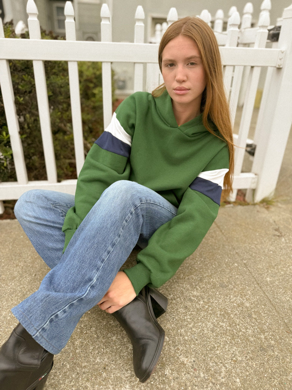 GREEN