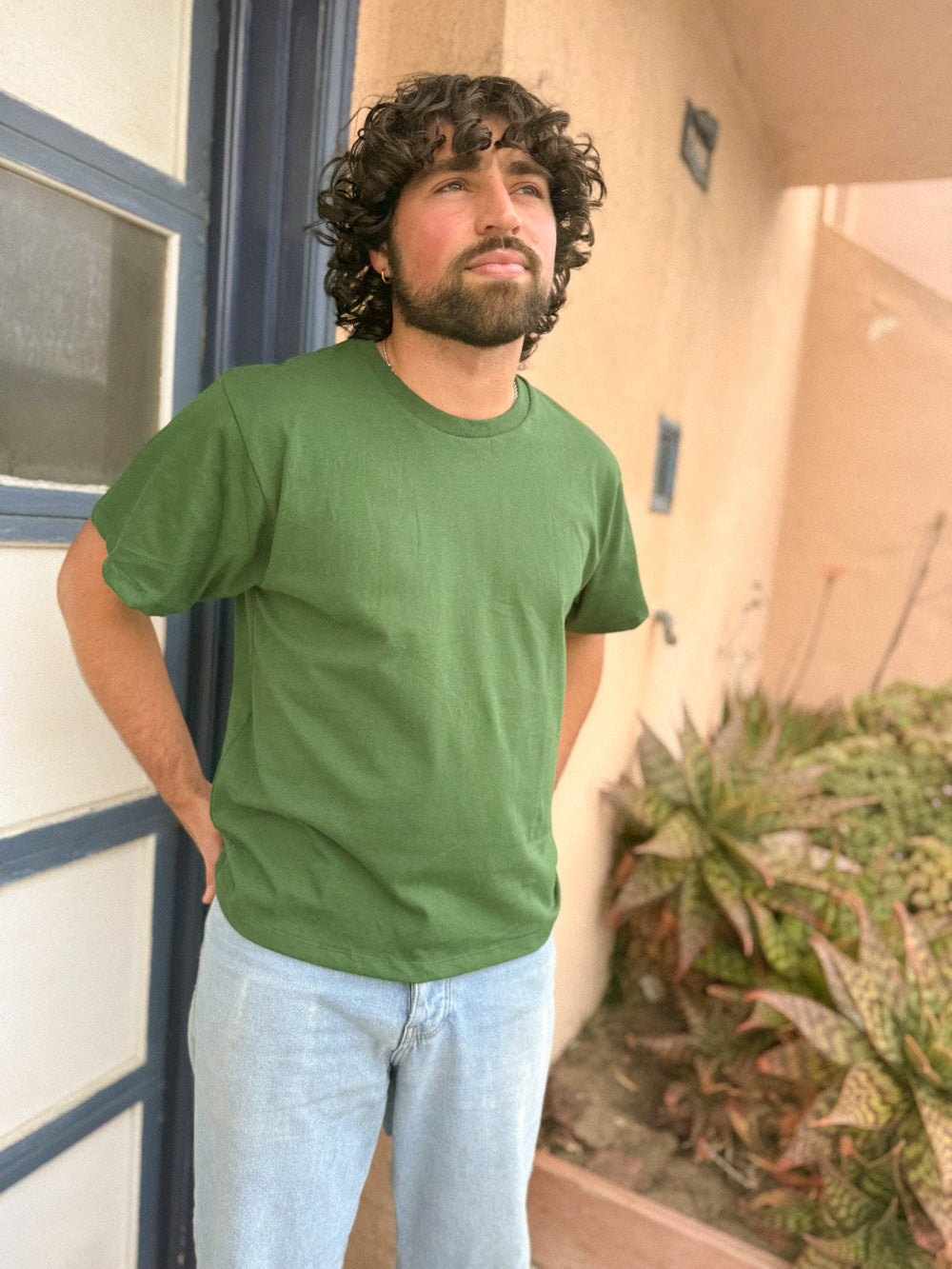 GREEN
