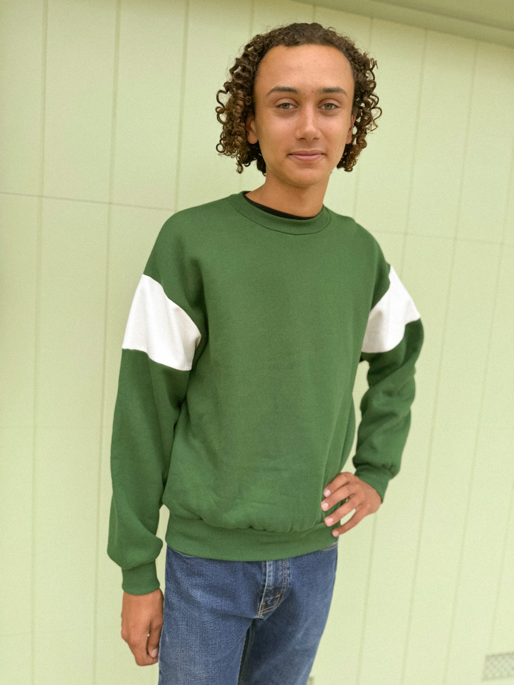 GREEN