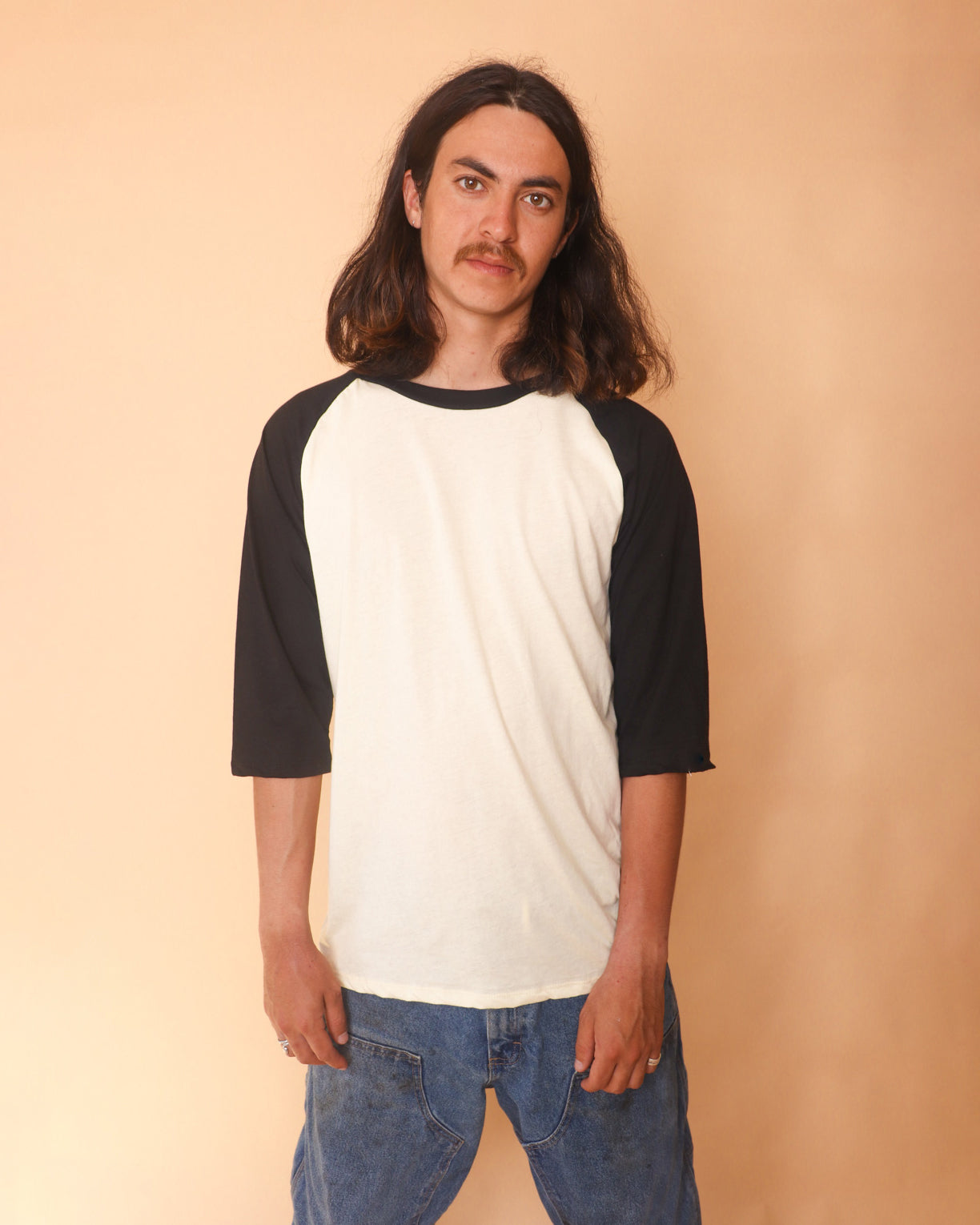 UNISEX BASEBALL TEE - BLACK